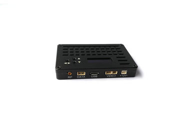 เครื่องส่งสัญญาณ COFDM ขนาดเล็กระยะไกล CVBS AES128 SDI เครื่องส่งสัญญาณไร้สาย
